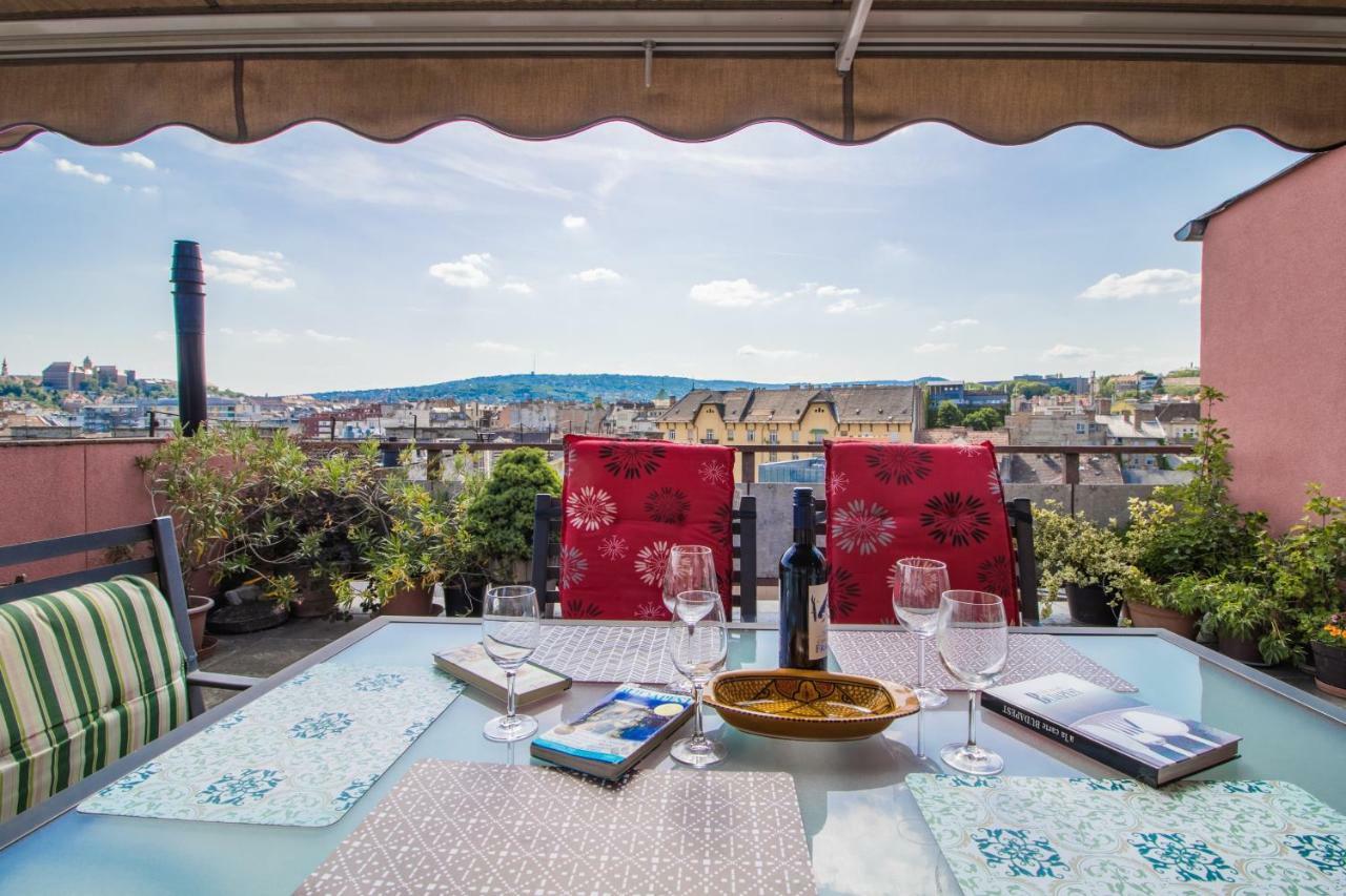 Margaret Apartment For 5 People With Panorama Terrace Budapest Exterior photo